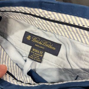 BROOKS BROTHERS CHINOS
